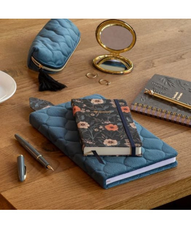 NOTEBOOK A5 DOTTED VELVET BLUE BRITISH BLOOM MIQUELRIUS